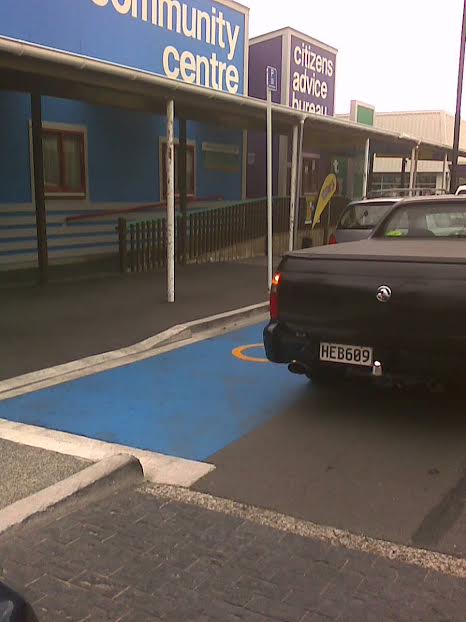 towtruck parked blocking disability carpark - kilbirnie wellington - 7 April 2015 (2)
