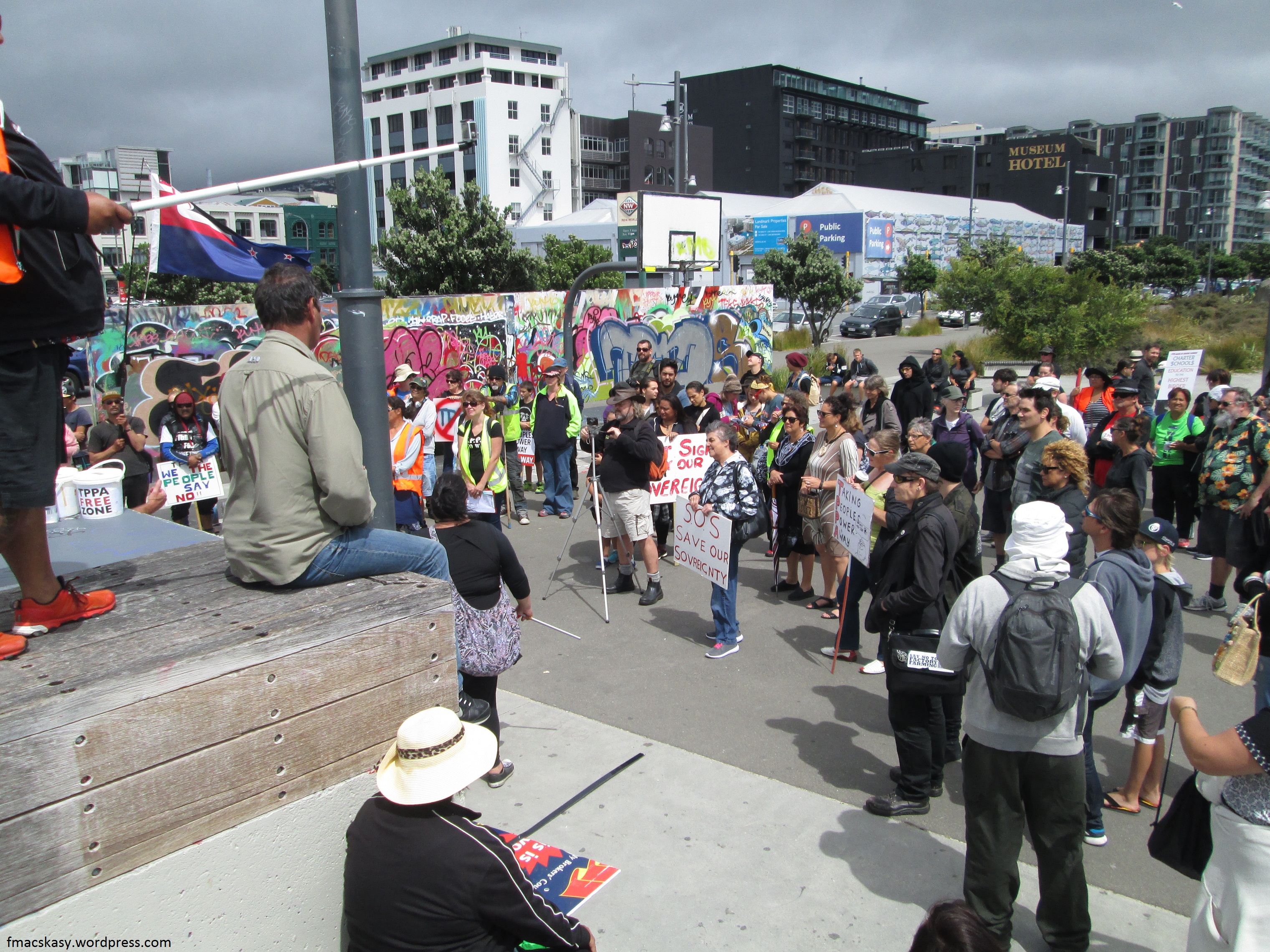 Frank Macskasy The Daily Blog Frankly Speaking blog fmacskasy.wordpress.com TPPA protest - governor general - Wellington - 30 January 2016