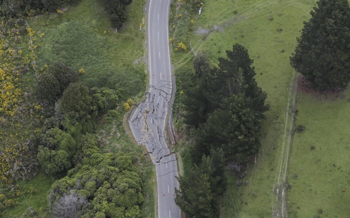  The repair bill from Monday's earthquake near Hanmer Springs is estimated to be billions of dollars. Photo: RNZ / Rebekah Parsons-King 